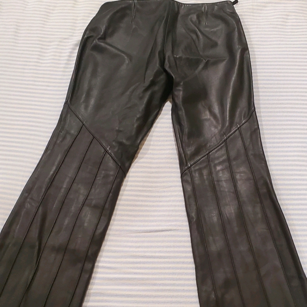 Authentic leather - Picture 2 of 2